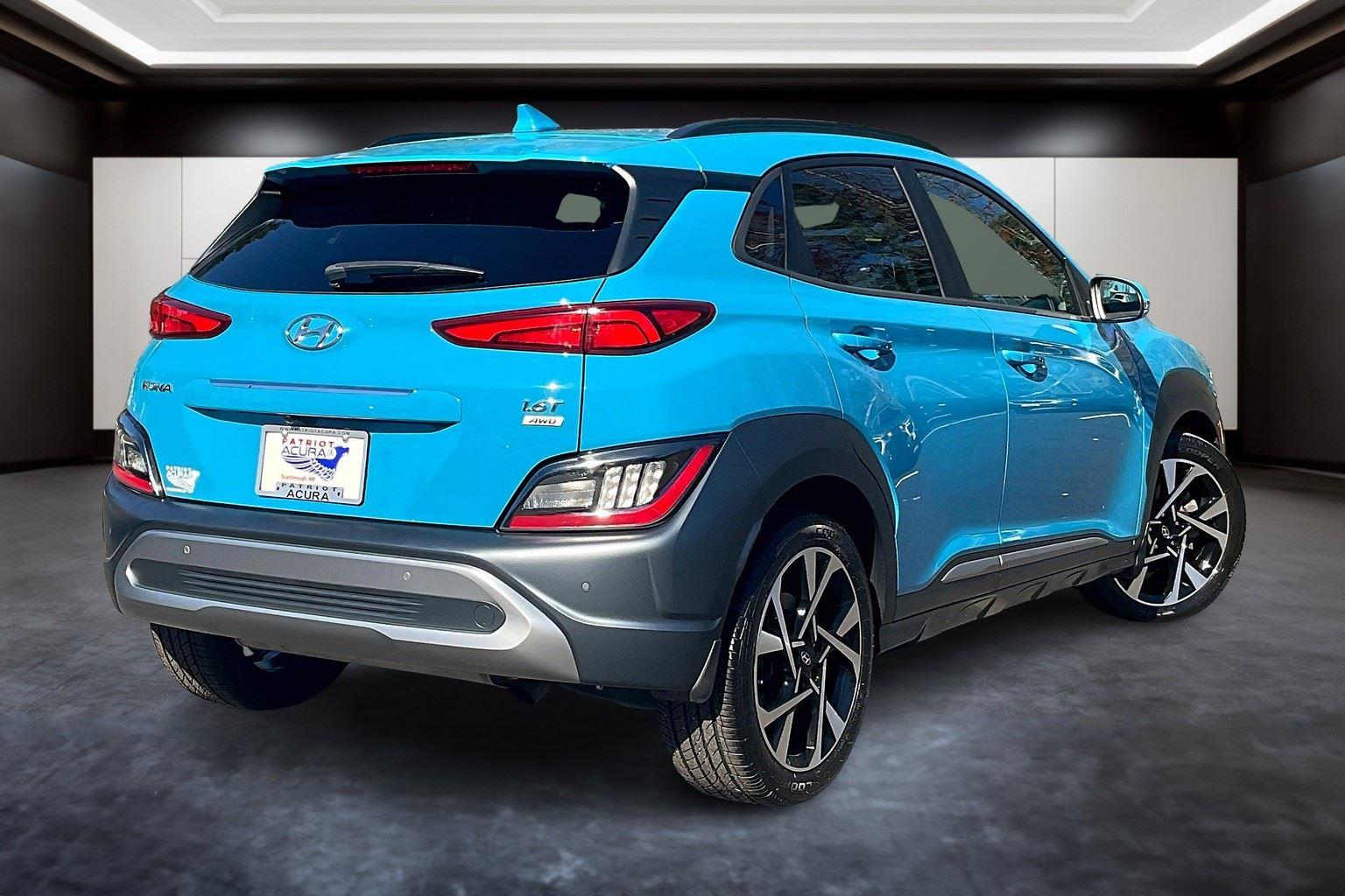 2022 Hyundai Kona Limited photo 2