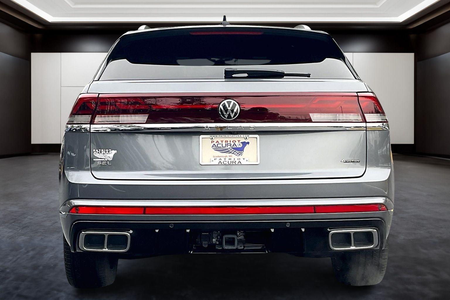 2025 Volkswagen Atlas Cross Sport SEL Premium R-Line photo 4