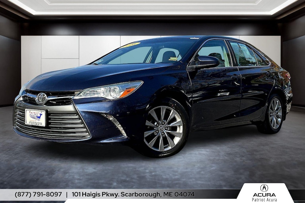 Used 2016 Toyota Camry XLE Sedan