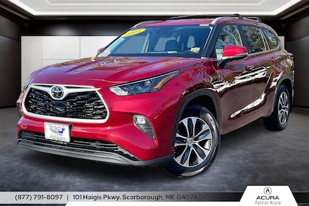 2023 Toyota Highlander XLE SUV