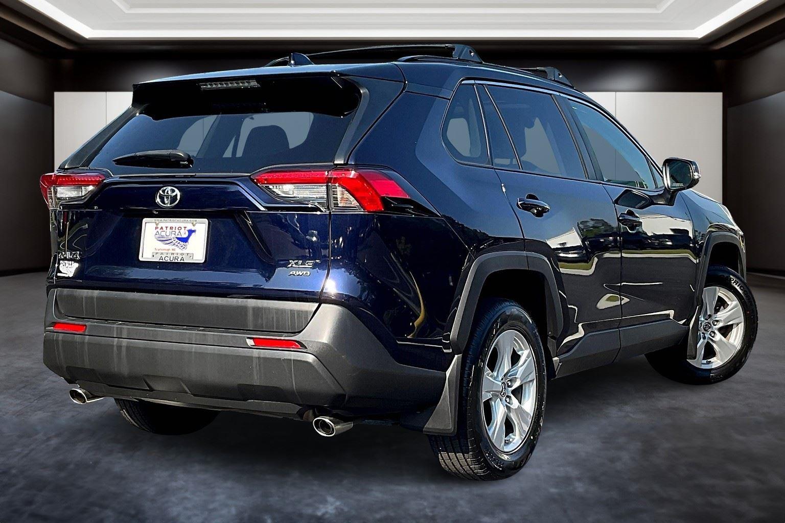 Used 2019 Toyota RAV4 XLE with VIN JTMP1RFV9KD505663 for sale in Scarborough, ME