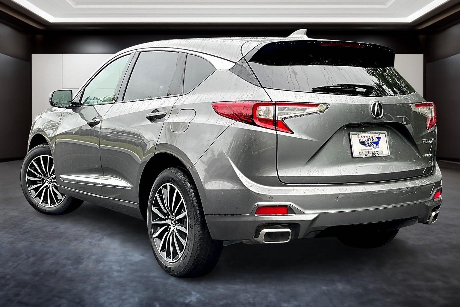 2025 Acura RDX Advance photo 3