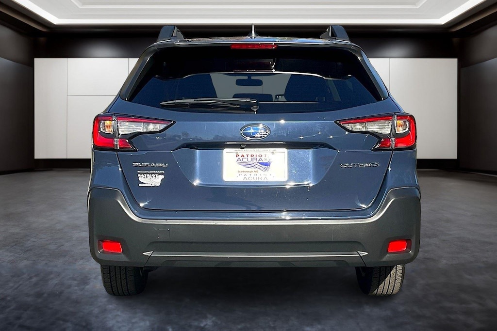 Used 2023 Subaru Outback Premium SUV