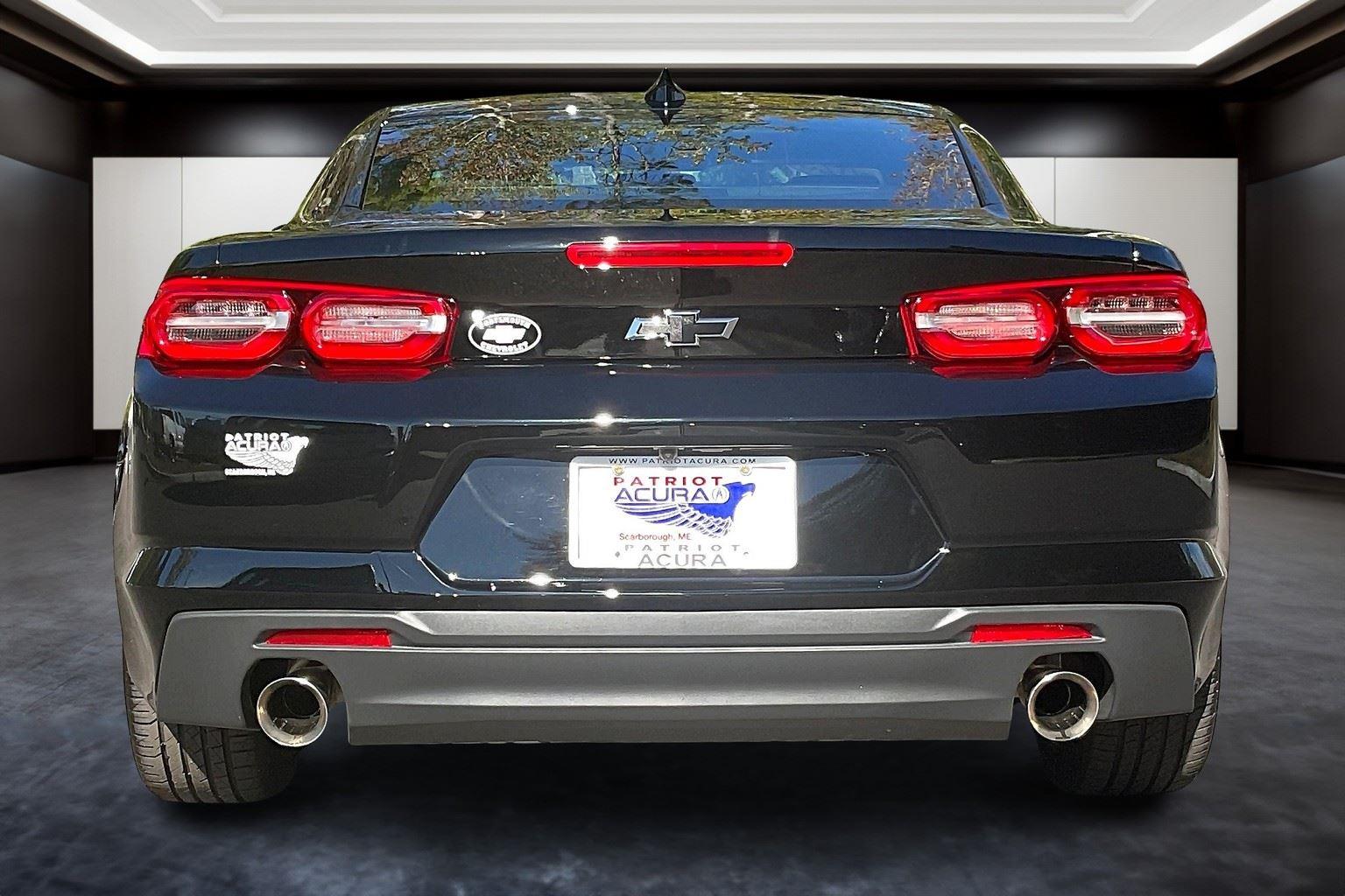 2023 Chevrolet Camaro LT1 photo 4