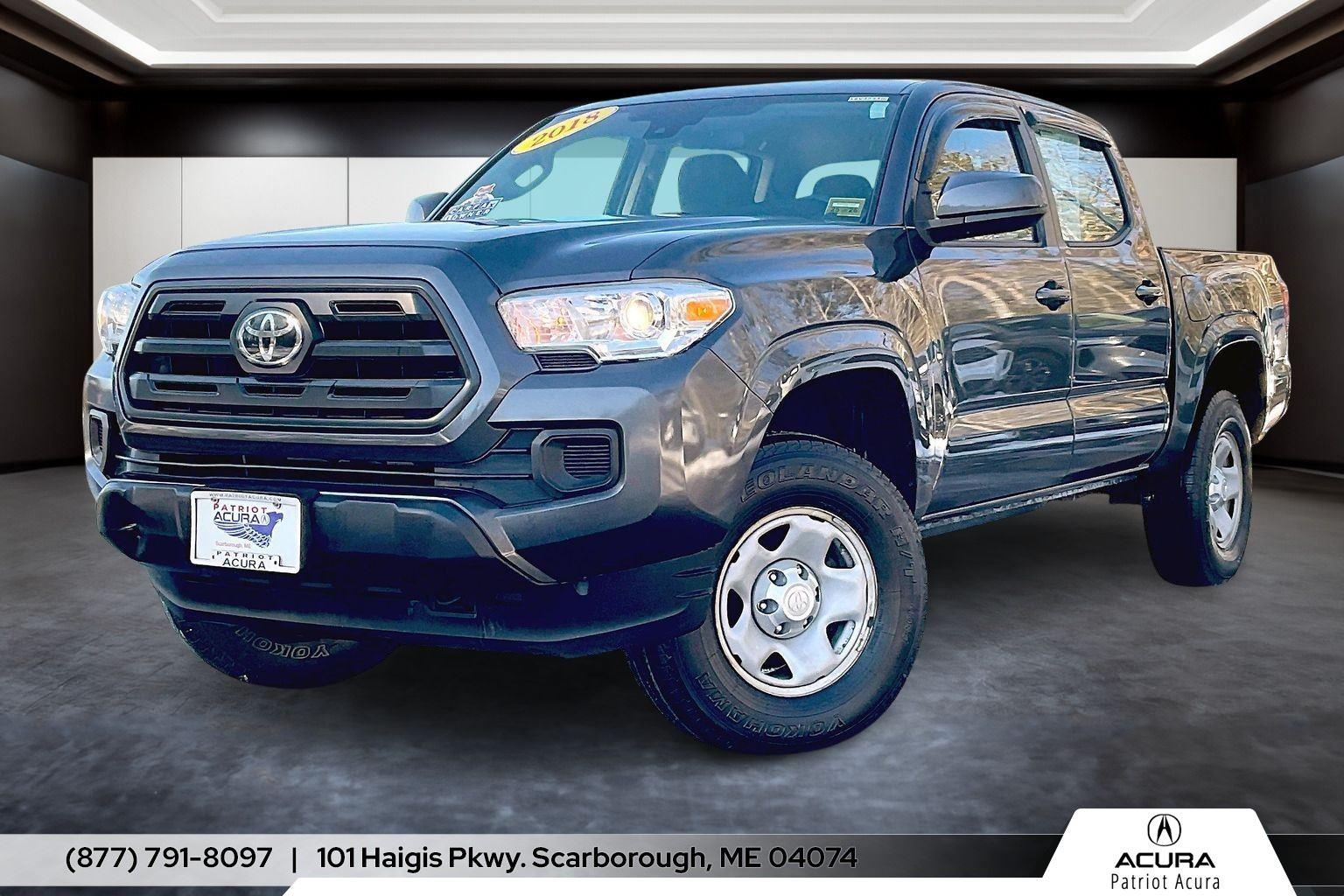 2018 Toyota Tacoma SR's photo