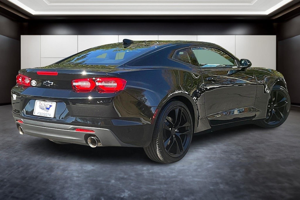 Used 2023 Chevrolet Camaro RWD Coupe LT1 Coupe