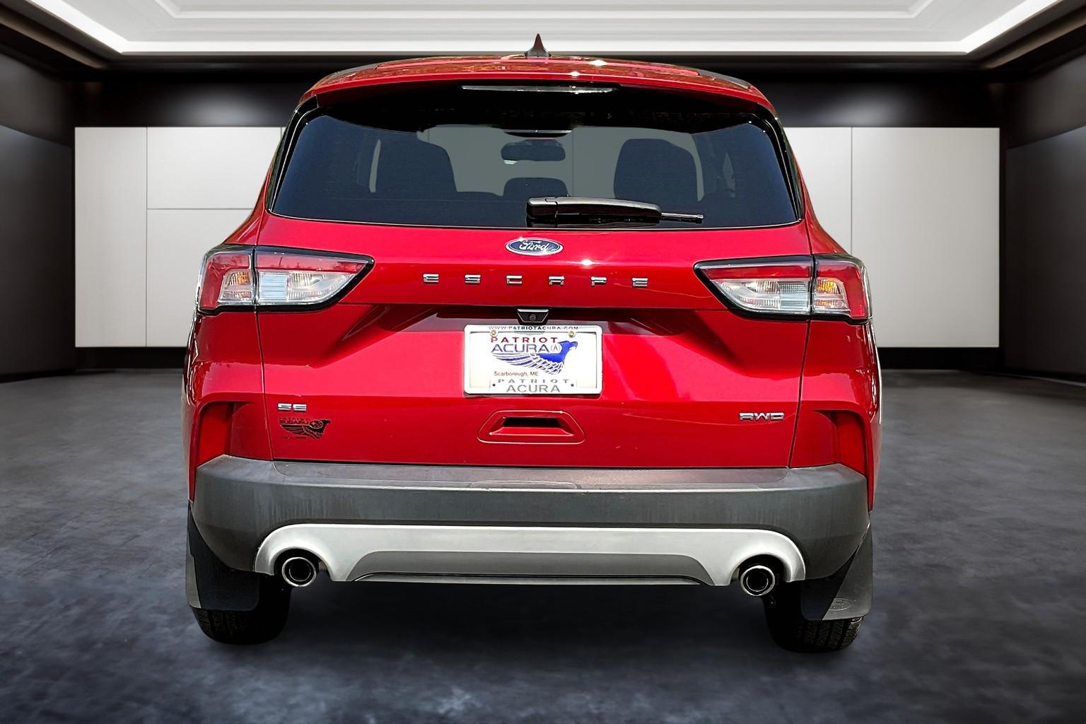 2022 Ford Escape SE photo 4