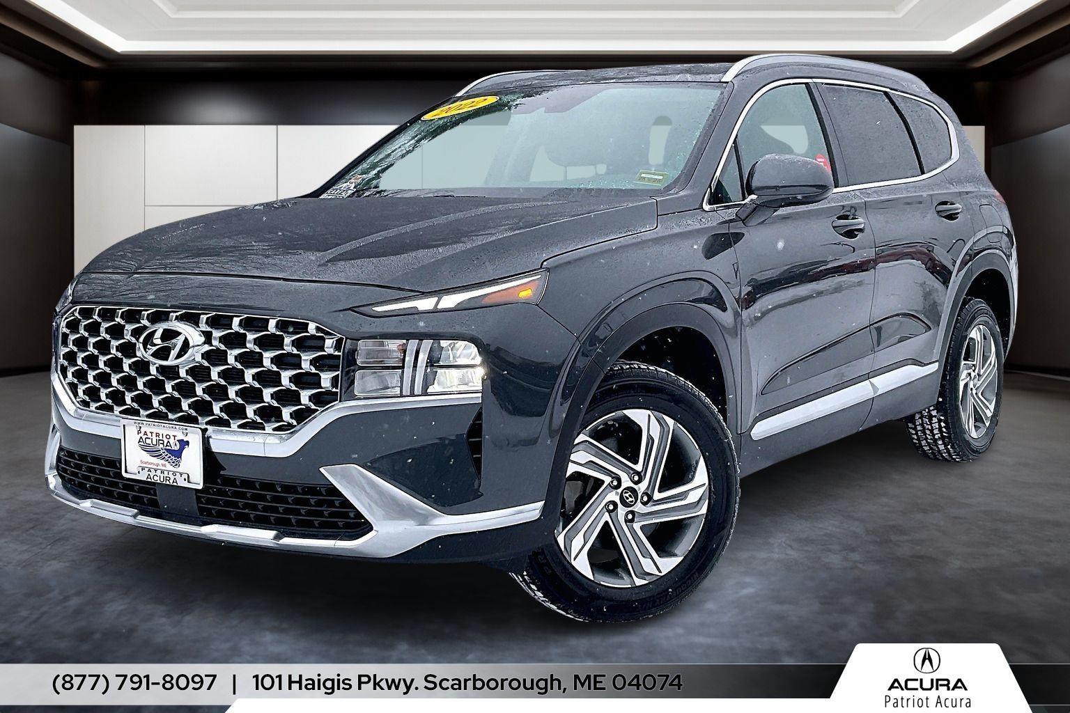 2022 Hyundai Santa Fe SEL's photo