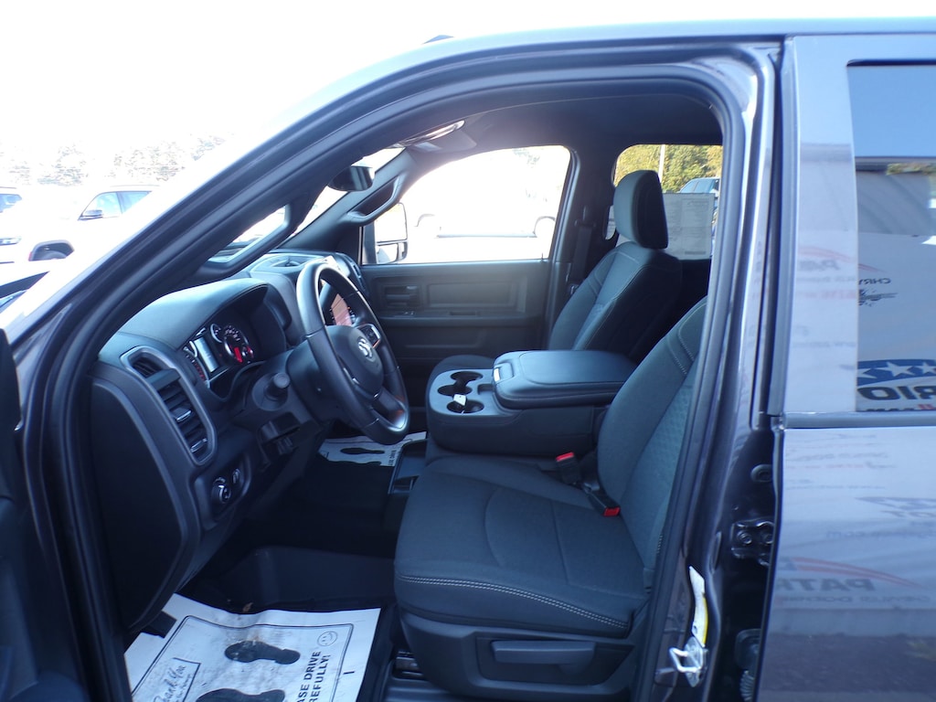 2025 Ram 2500 Tradesman photo 5