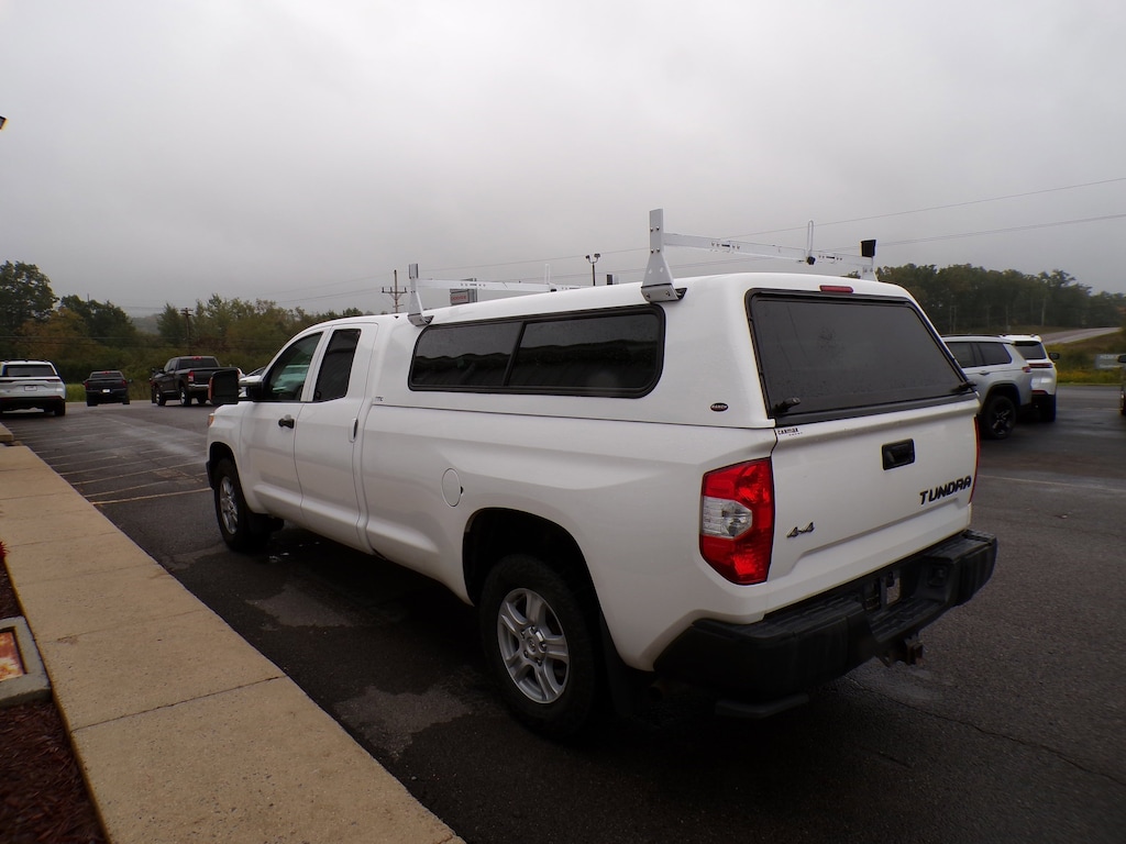 2014 Toyota Tundra SR5 Double Cab photo 5