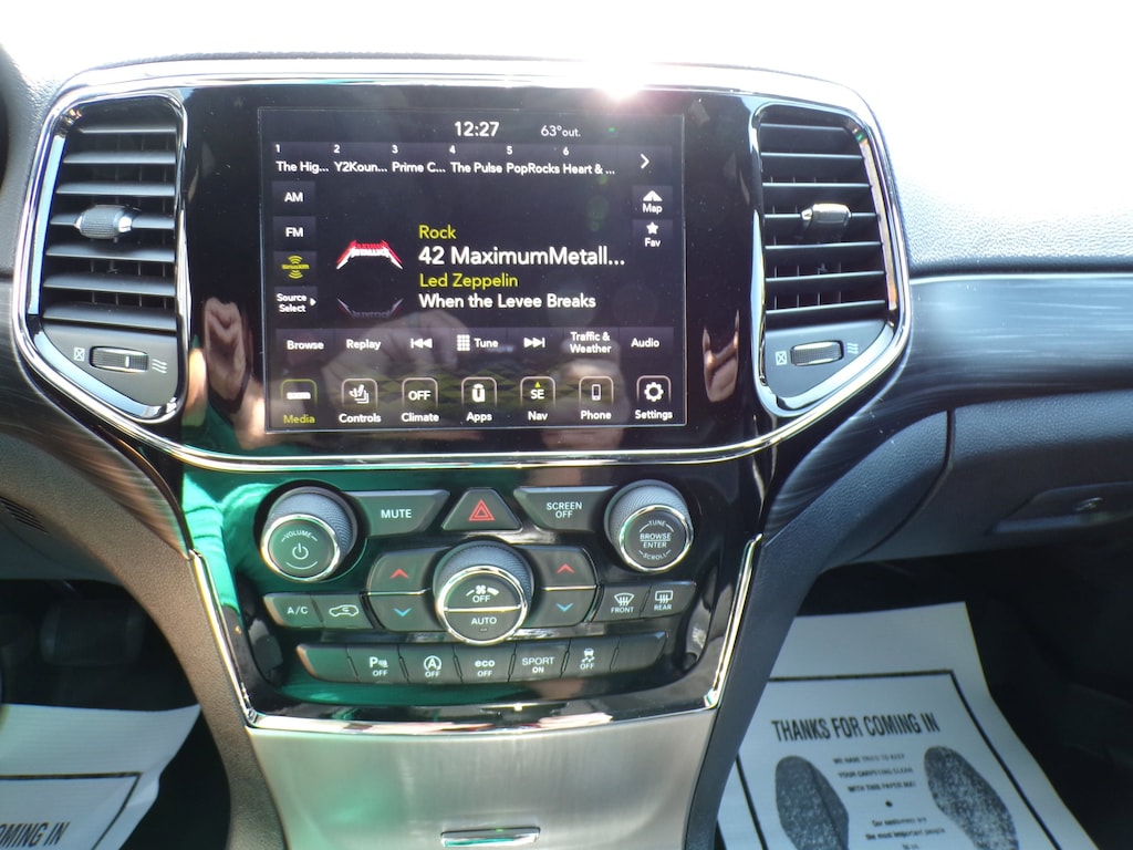 2020 Jeep Grand Cherokee Altitude photo 5