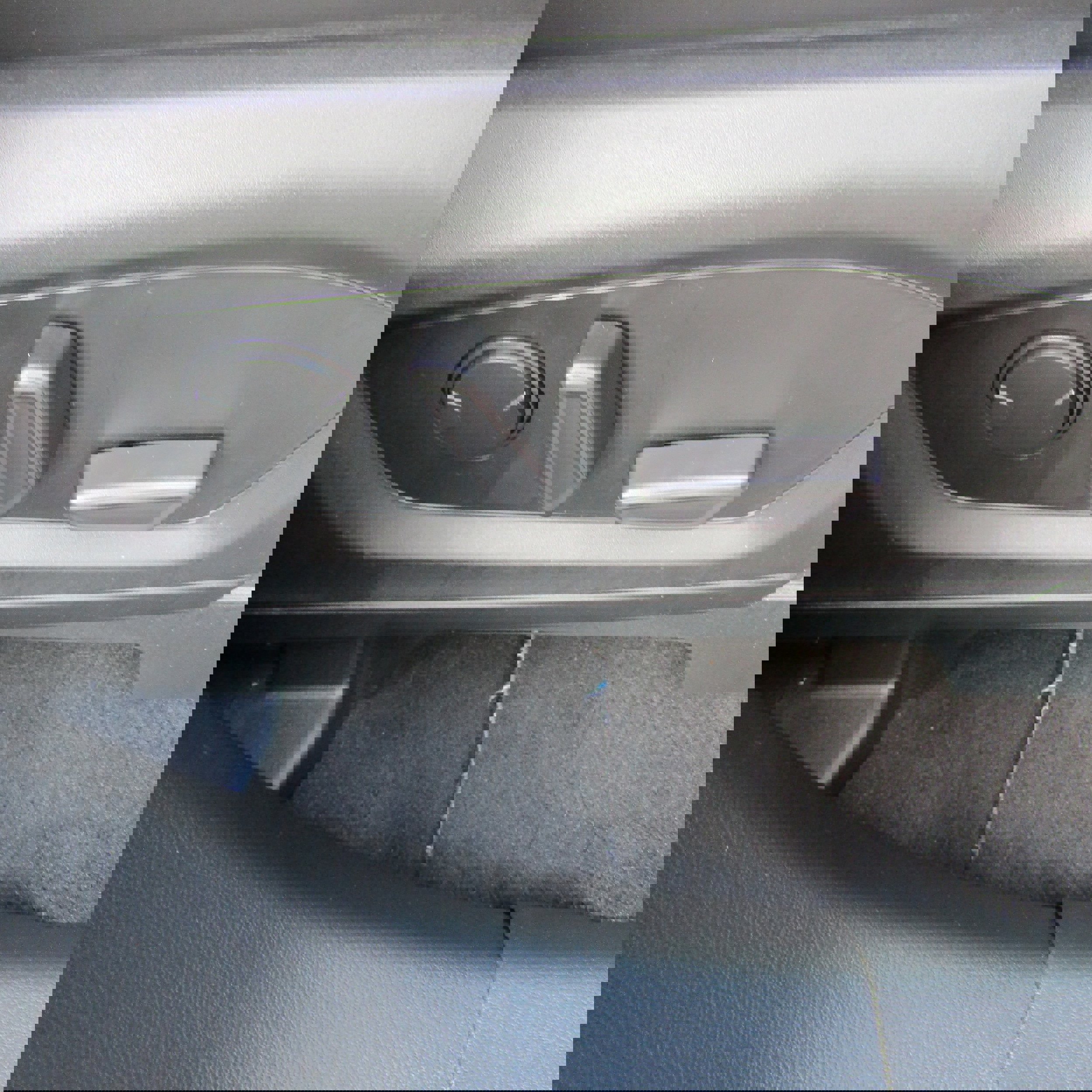 2023 Ford Explorer Platinum photo 3
