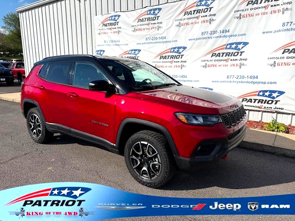 Certified 2025 Jeep Compass Trailhawk 4x4