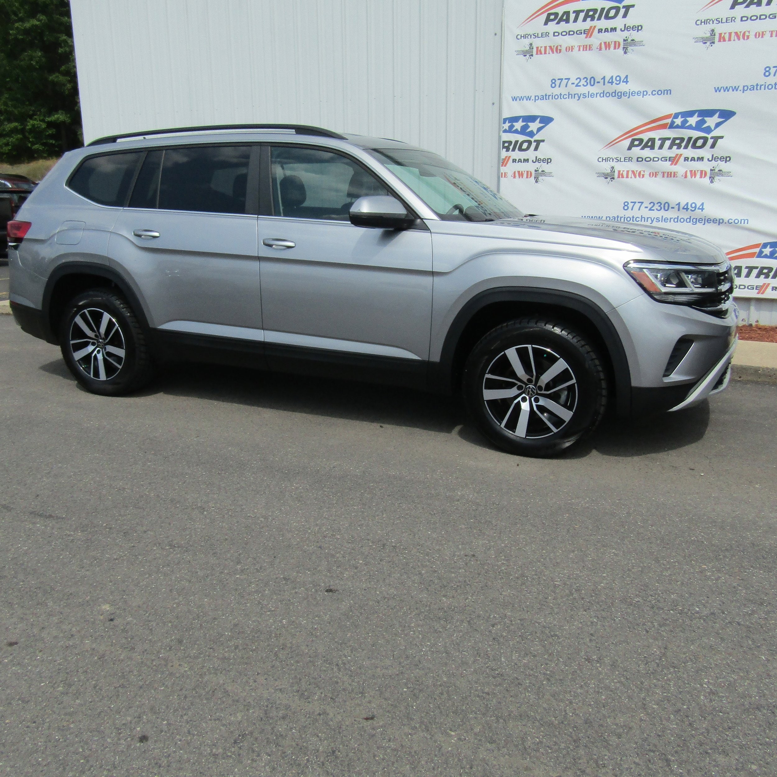 Certified 2022 Volkswagen Atlas SE with VIN 1V2LP2CA1NC517238 for sale in Oakland, MD