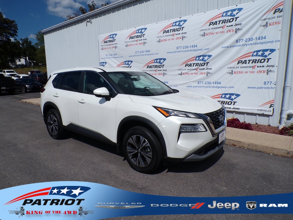 Certified 2022 Nissan Rogue SV AWD SV