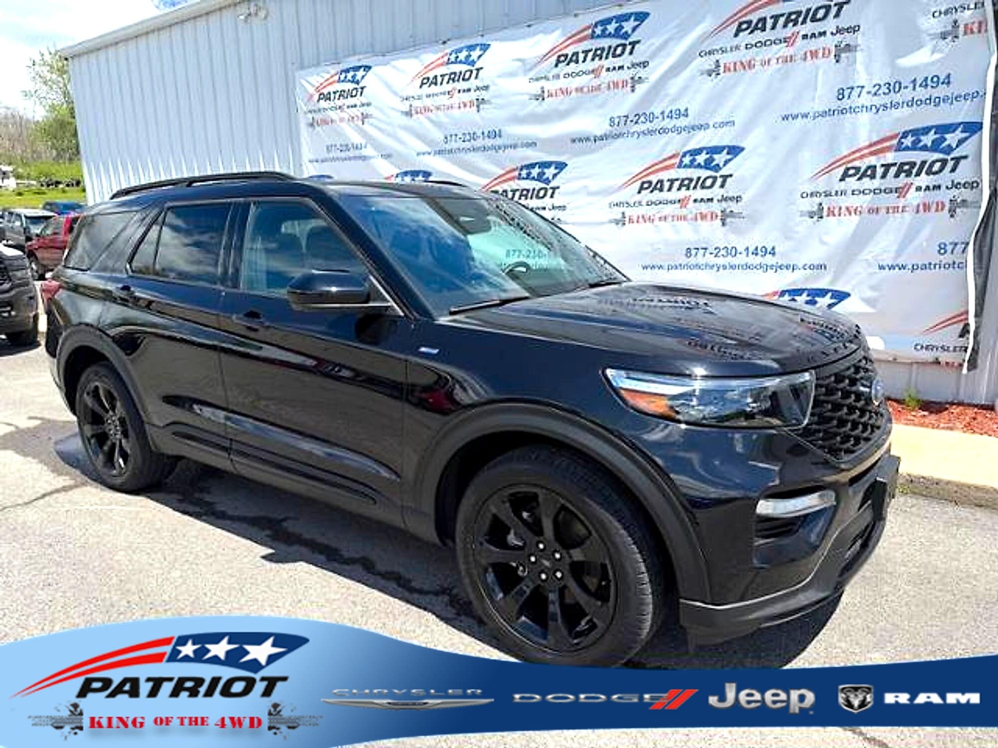 2023 Ford Explorer ST-LINE 4WD's photo