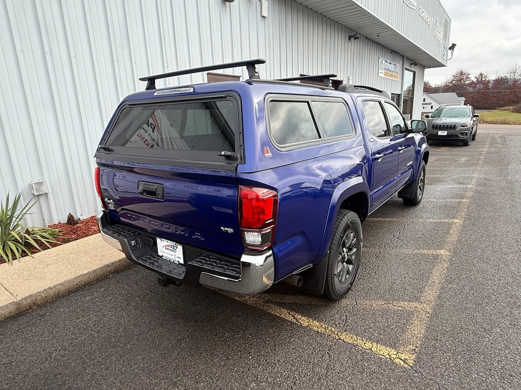 2022 Toyota Tacoma 4x4 photo 4