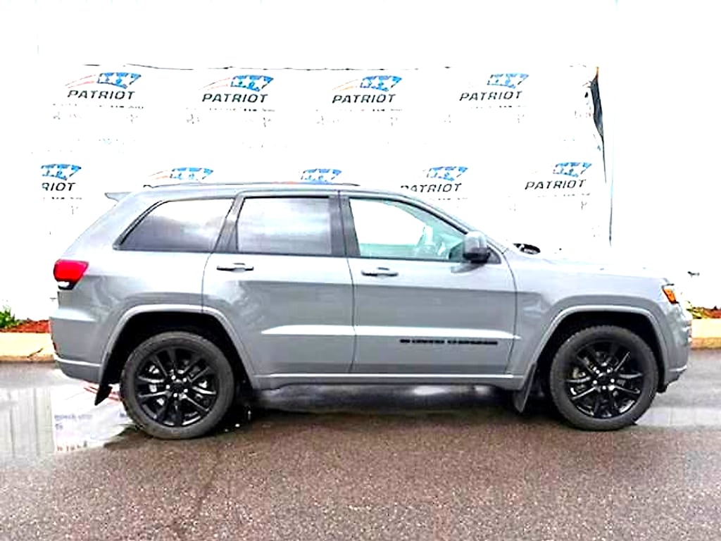 Certified 2022 Jeep Grand Cherokee WK Laredo X 4x4