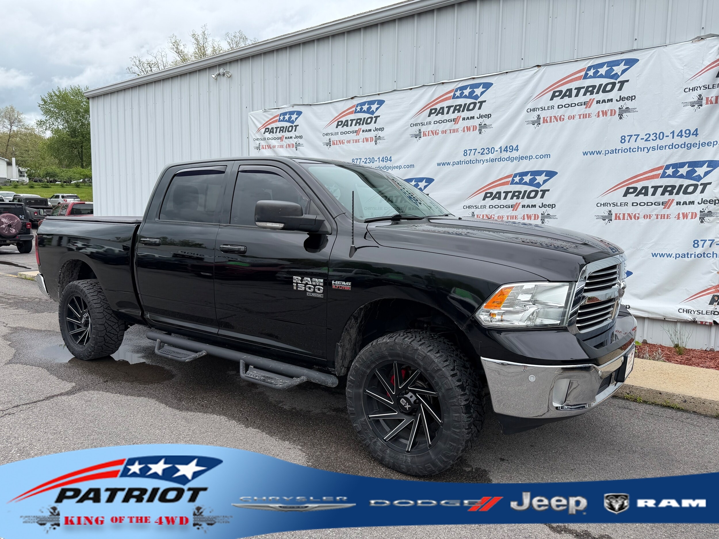 2019 RAM 1500 Classic Big Horn 4x4 Crew Cab 6'4's photo