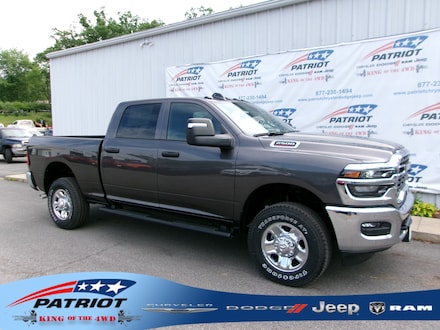 2026 Ram 2500 TRADESMAN CREW CAB 4X4 6'4 BOX Pickup