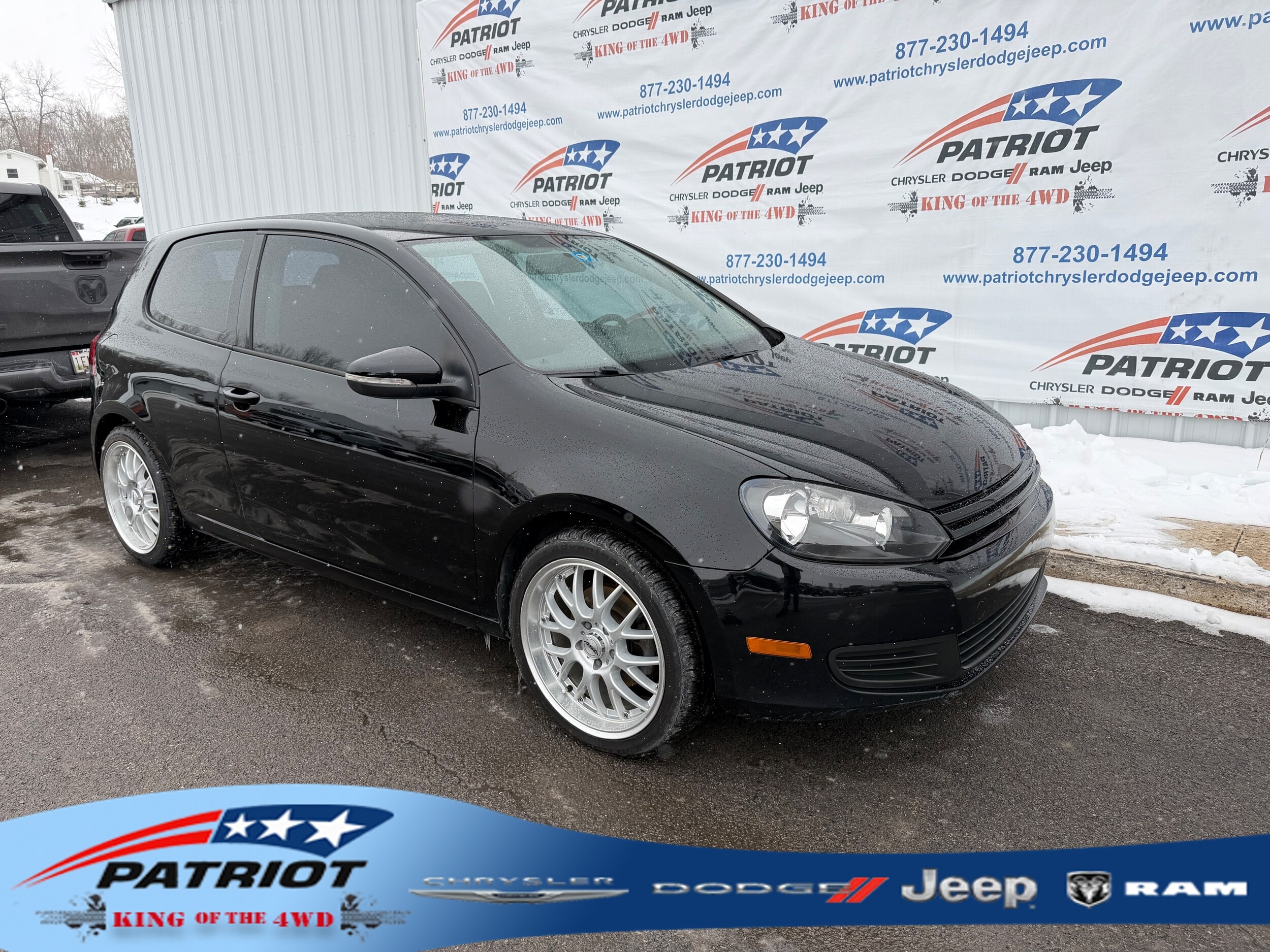 2011 Volkswagen Golf 2.5L 2dr