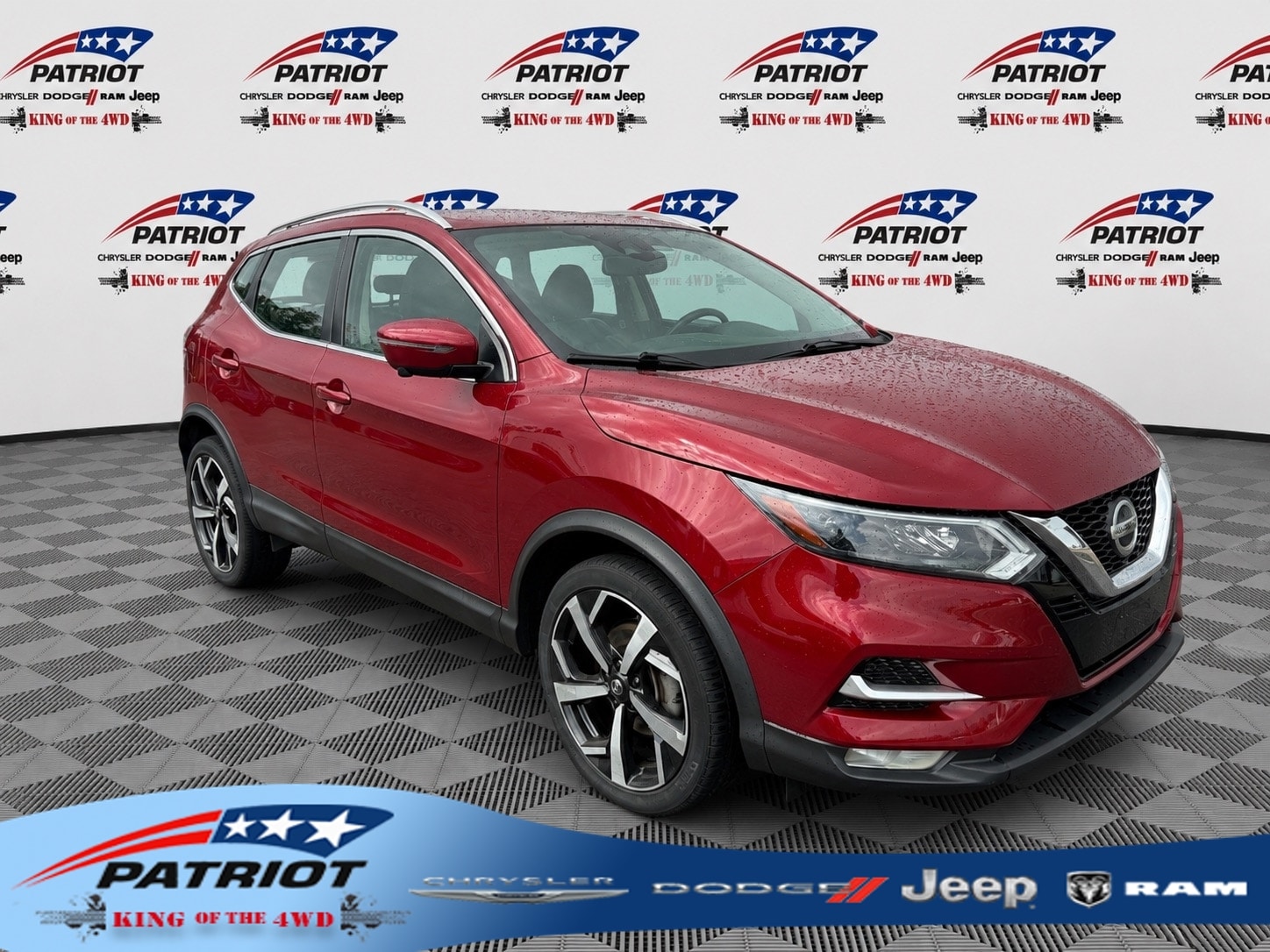 2020 Nissan Rogue Sport SL AWD's photo