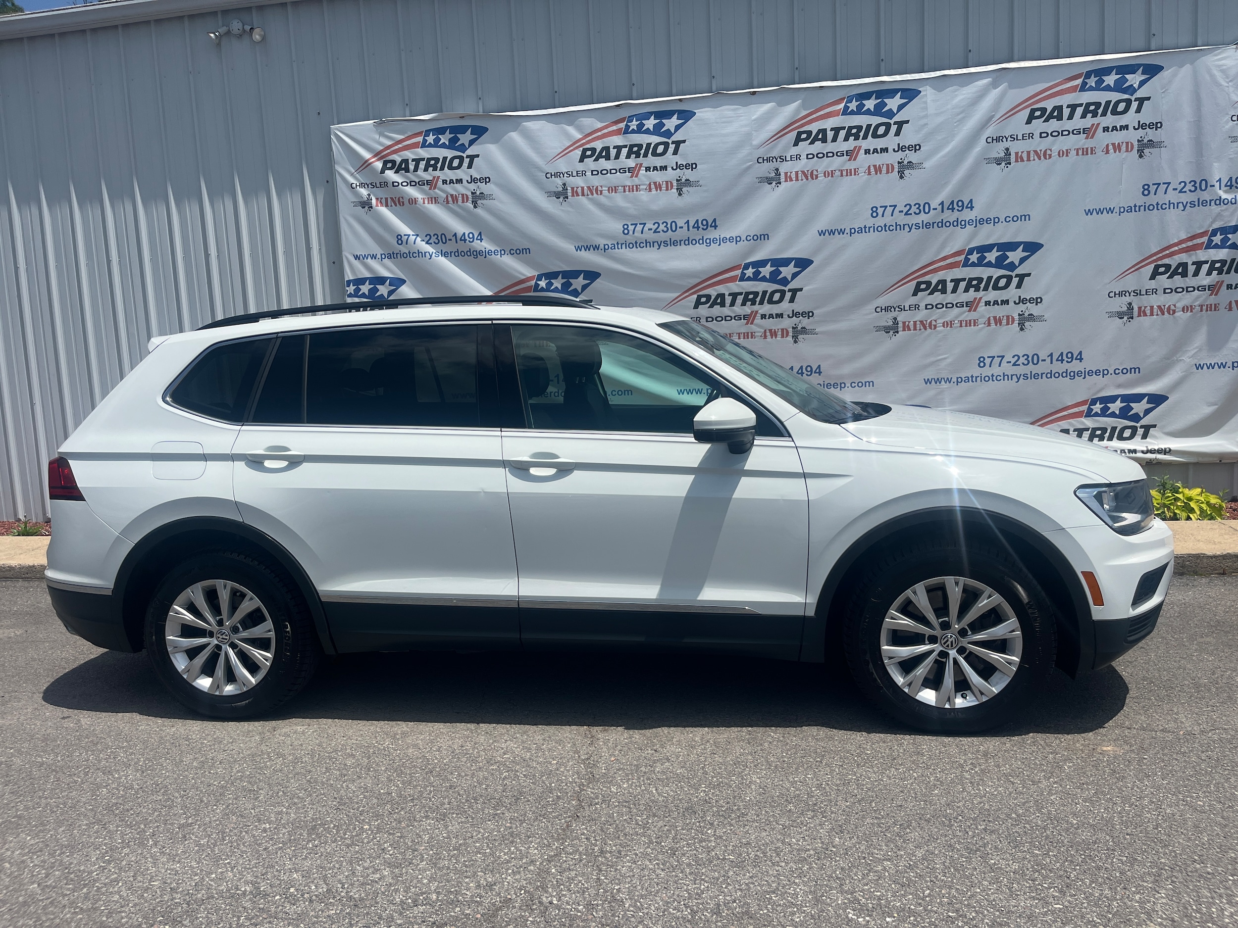 Used 2018 Volkswagen Tiguan SE with VIN 3VV3B7AX6JM076608 for sale in Oakland, MD