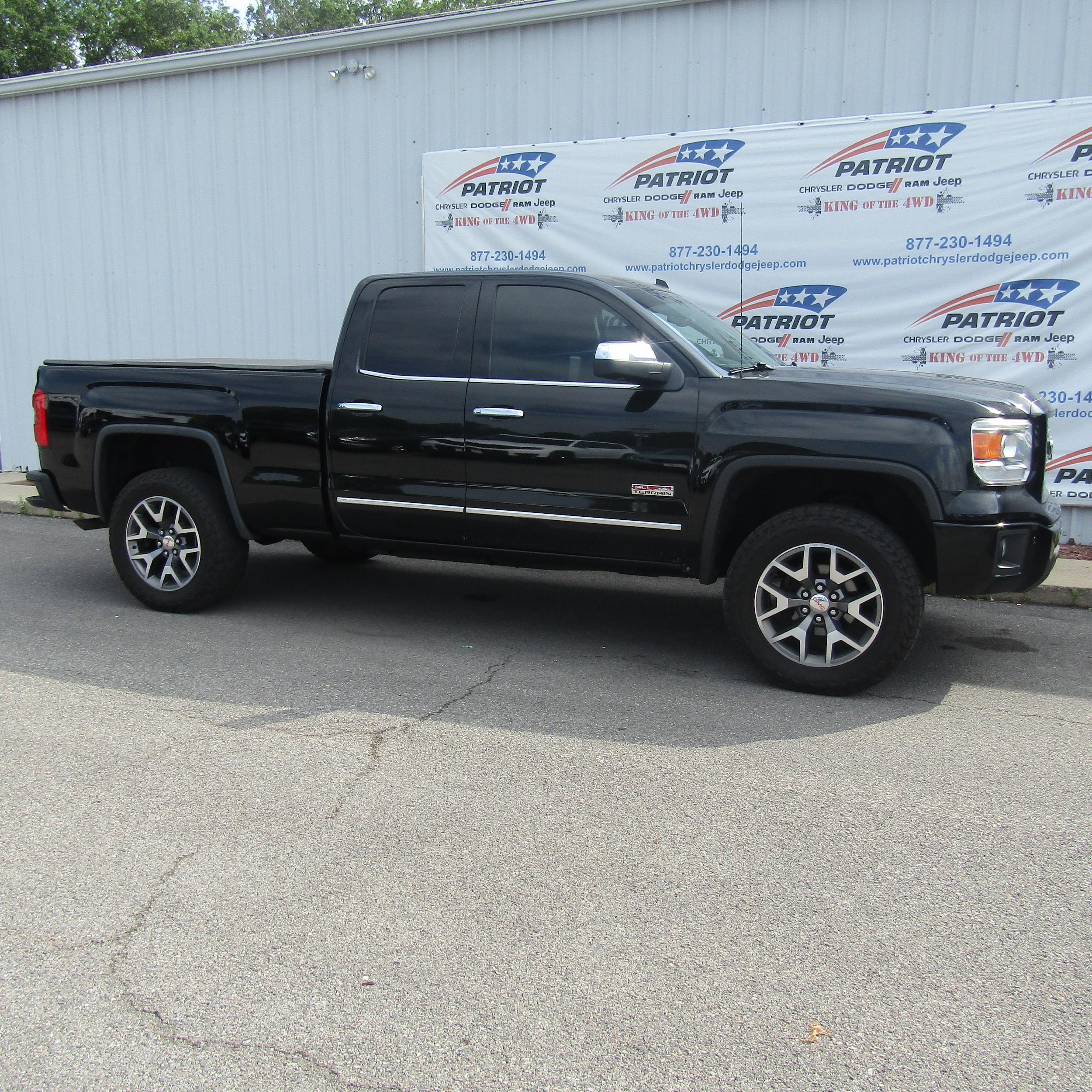 Used 2014 GMC Sierra 1500 SLT with VIN 1GTV2VEC0EZ263639 for sale in Oakland, MD
