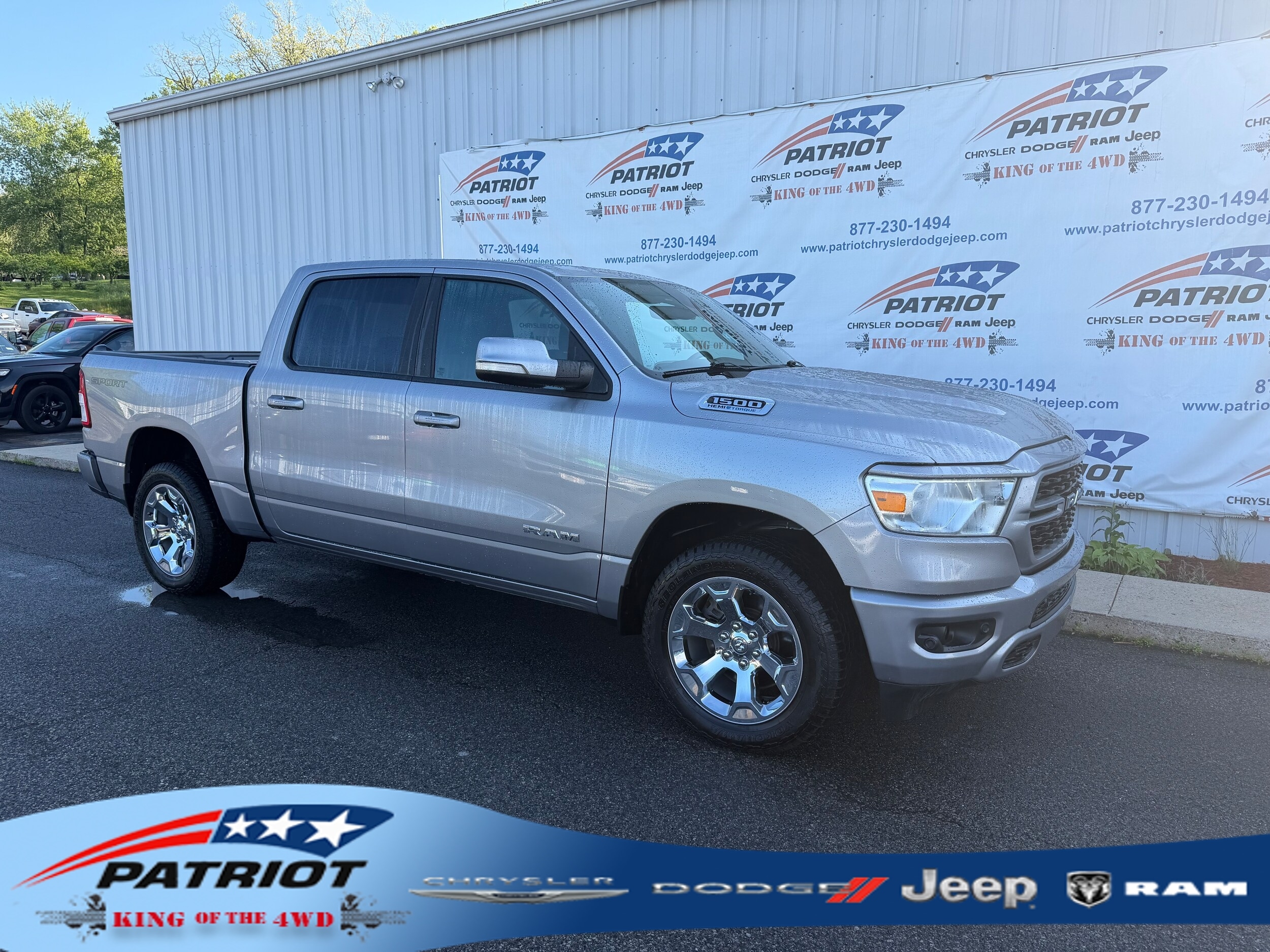 2022 RAM 1500 Big Horn/Lone Star 4x4 Crew Cab 5'7's photo