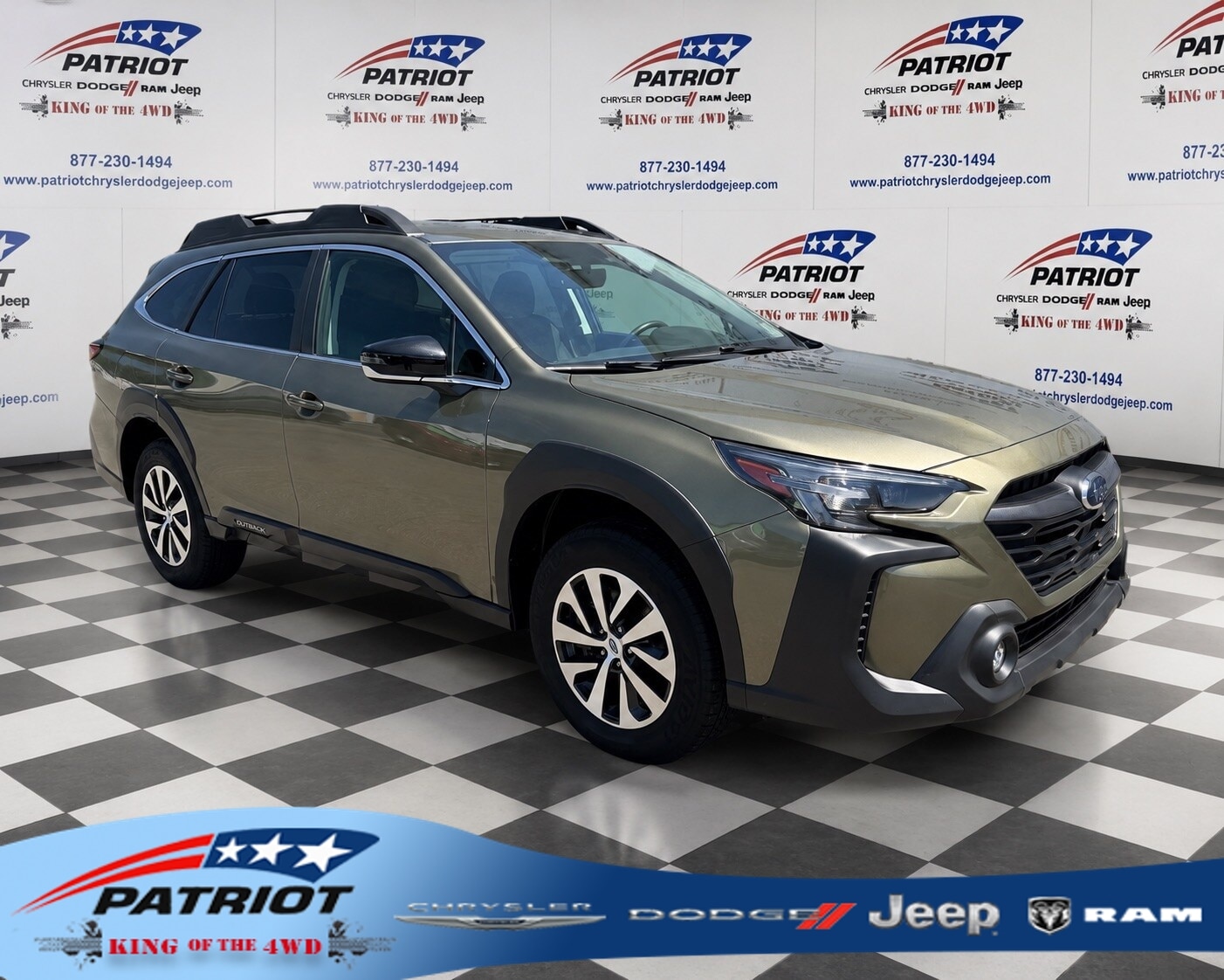 2025 Subaru Outback Premium's photo