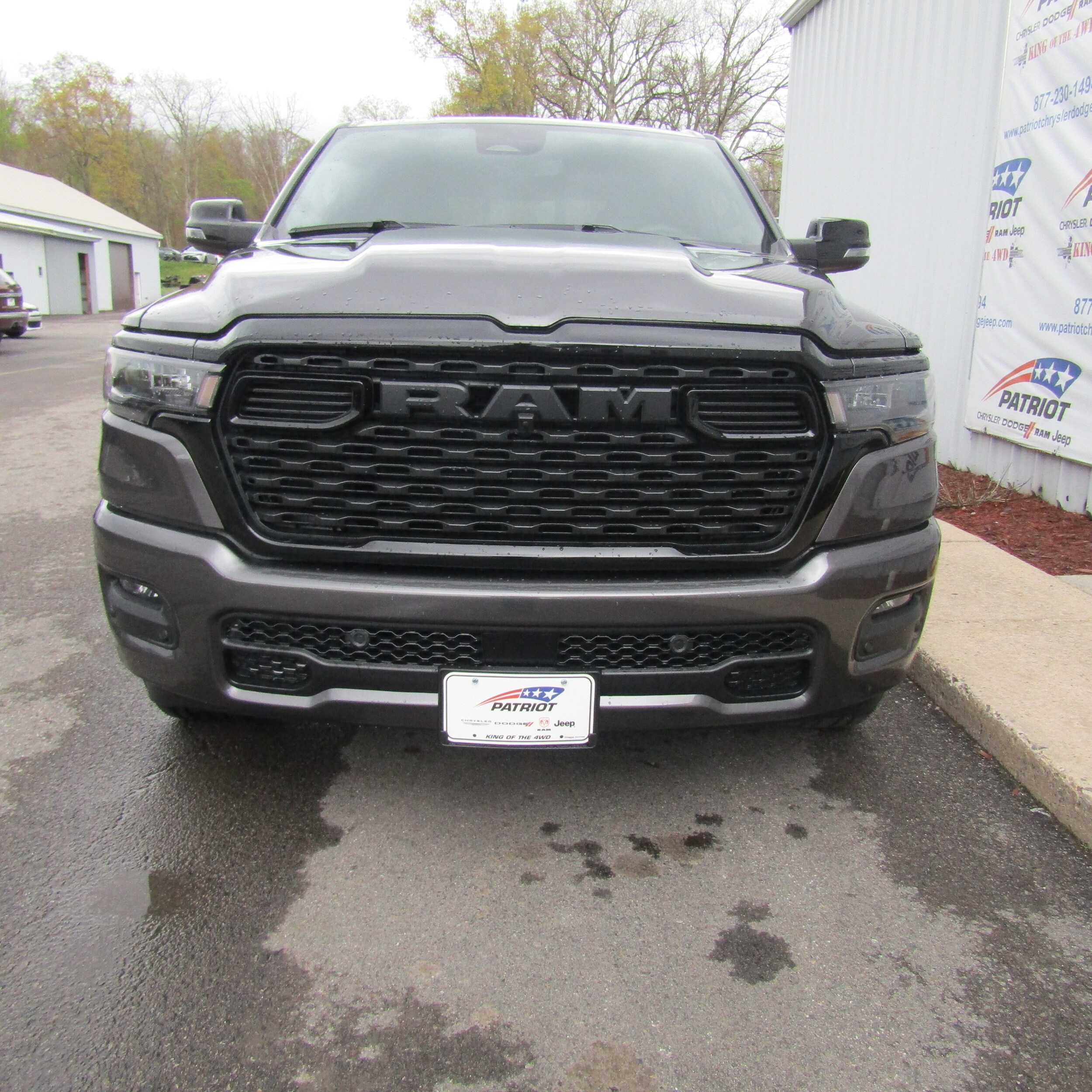 2025 Ram 1500 Big Horn photo 3