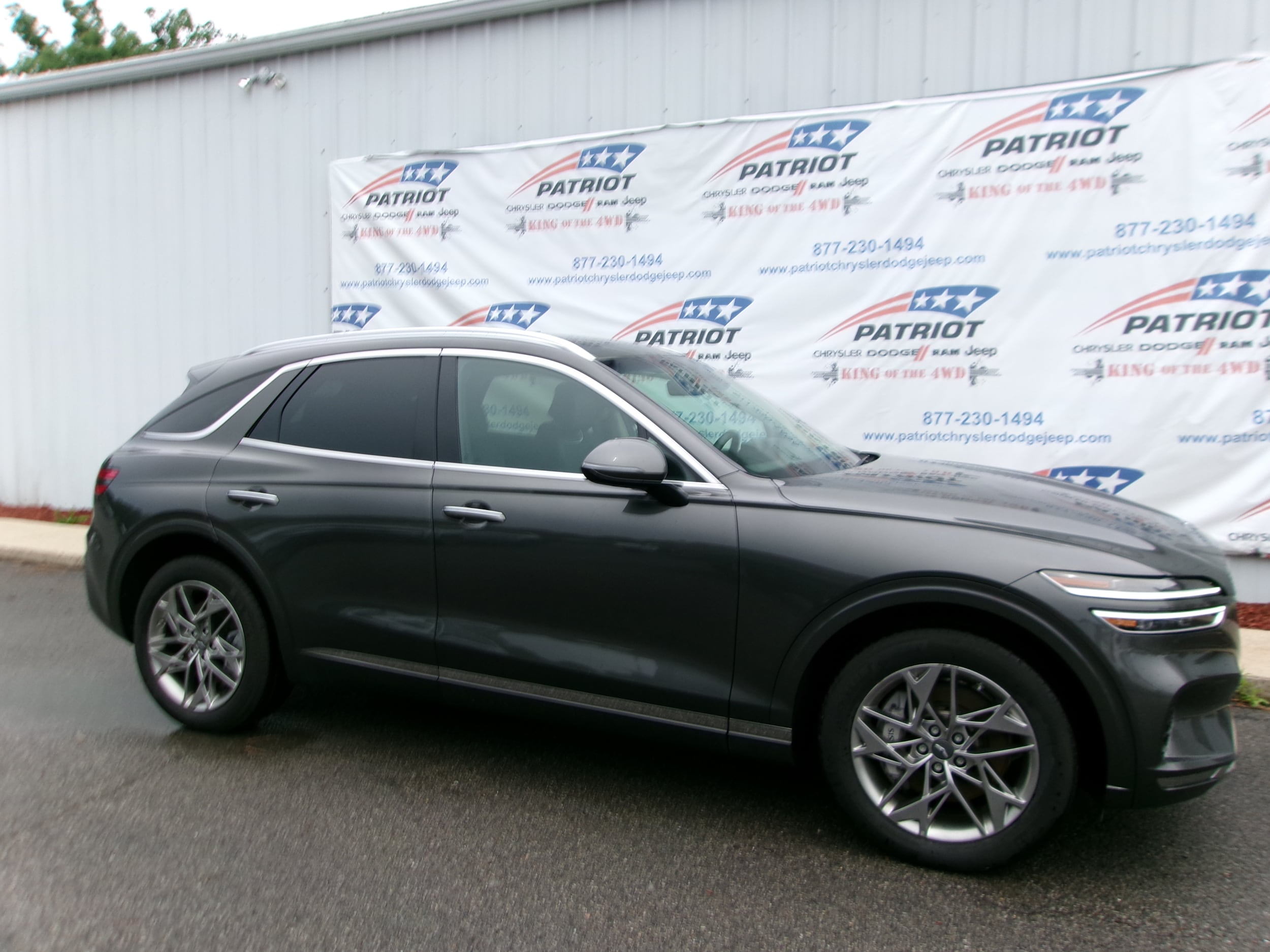 2025 GENESIS GV70