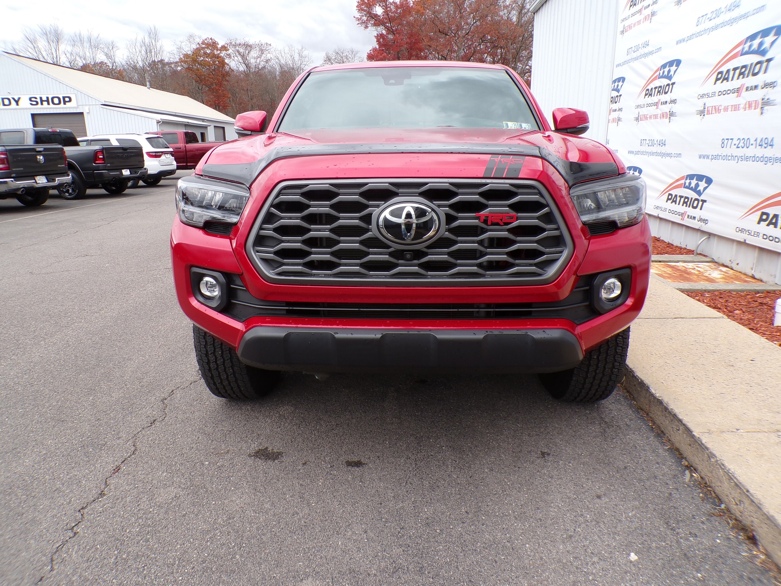 2023 Toyota Tacoma 4x4 photo 3