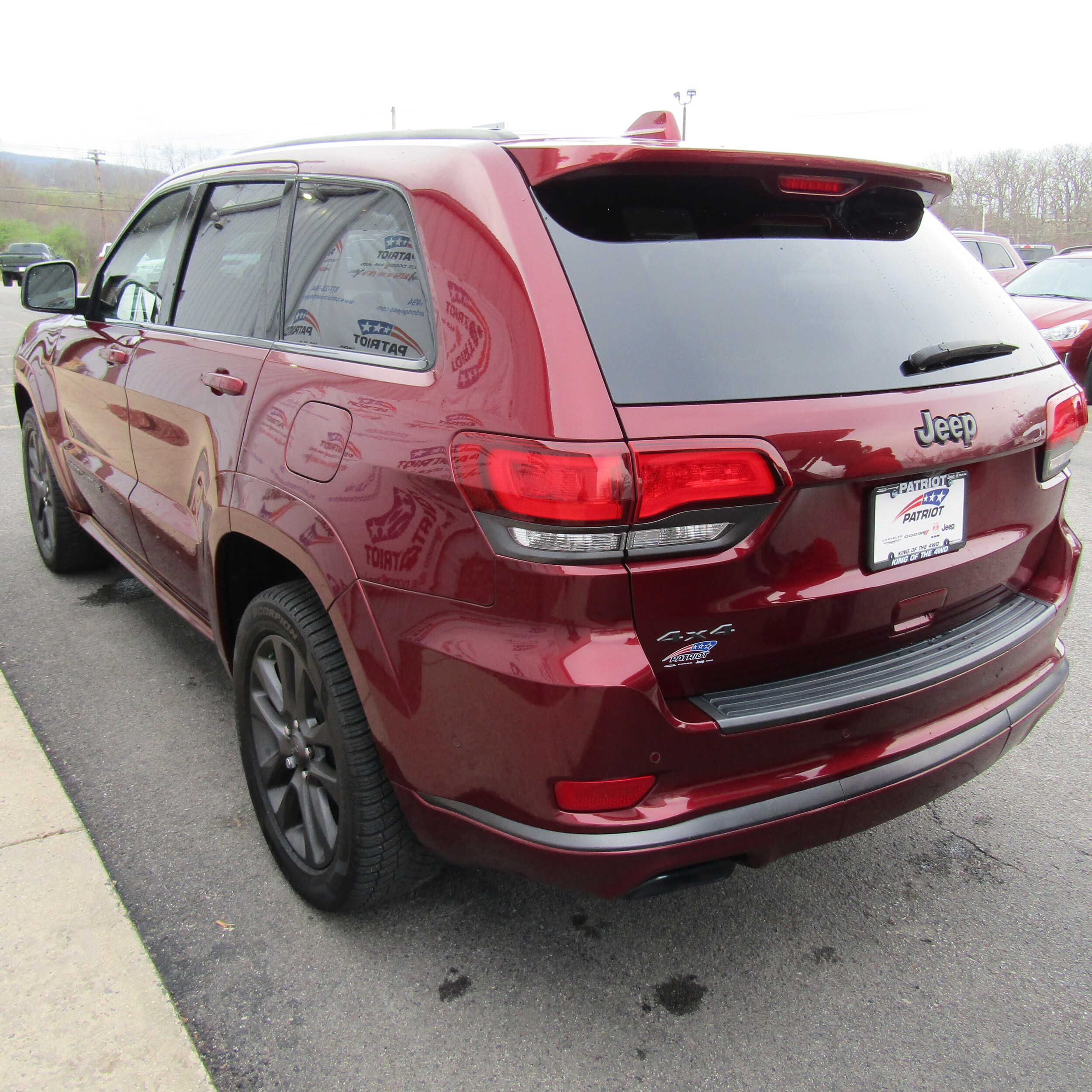 2018 Jeep Grand Cherokee High Altitude photo 2