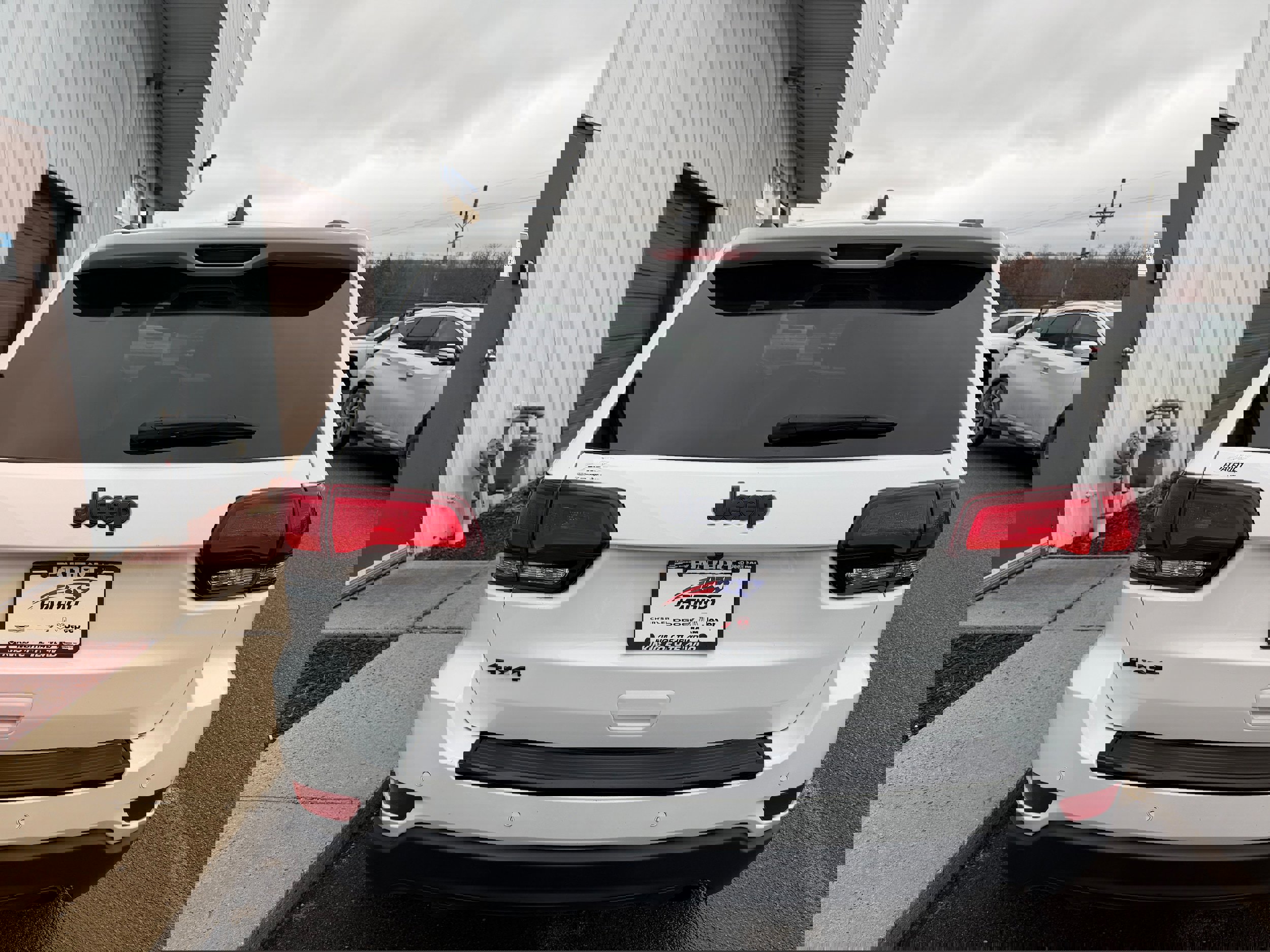 2018 Jeep Grand Cherokee Upland photo 3