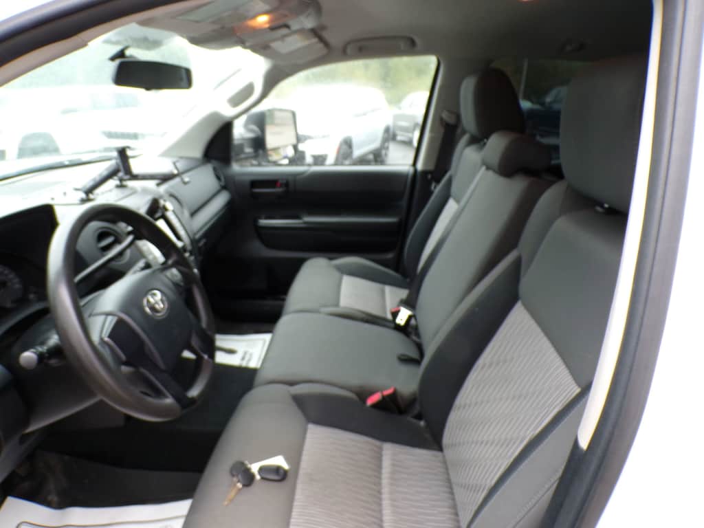 2014 Toyota Tundra SR5 Double Cab photo 3