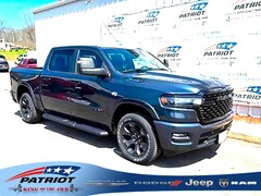 2026 Ram 1500 BIG HORN CREW CAB 4X4 5'7 BOX Pickup