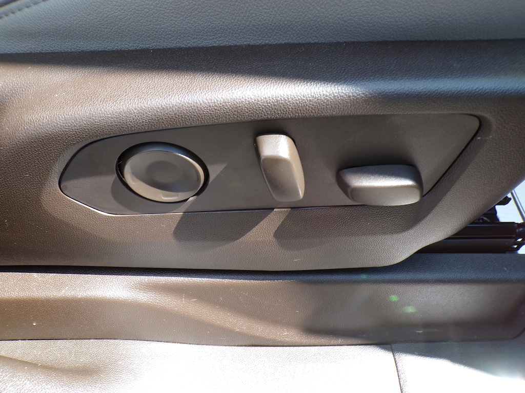 Certified 2021 GMC Yukon SLT 4WD  SLT