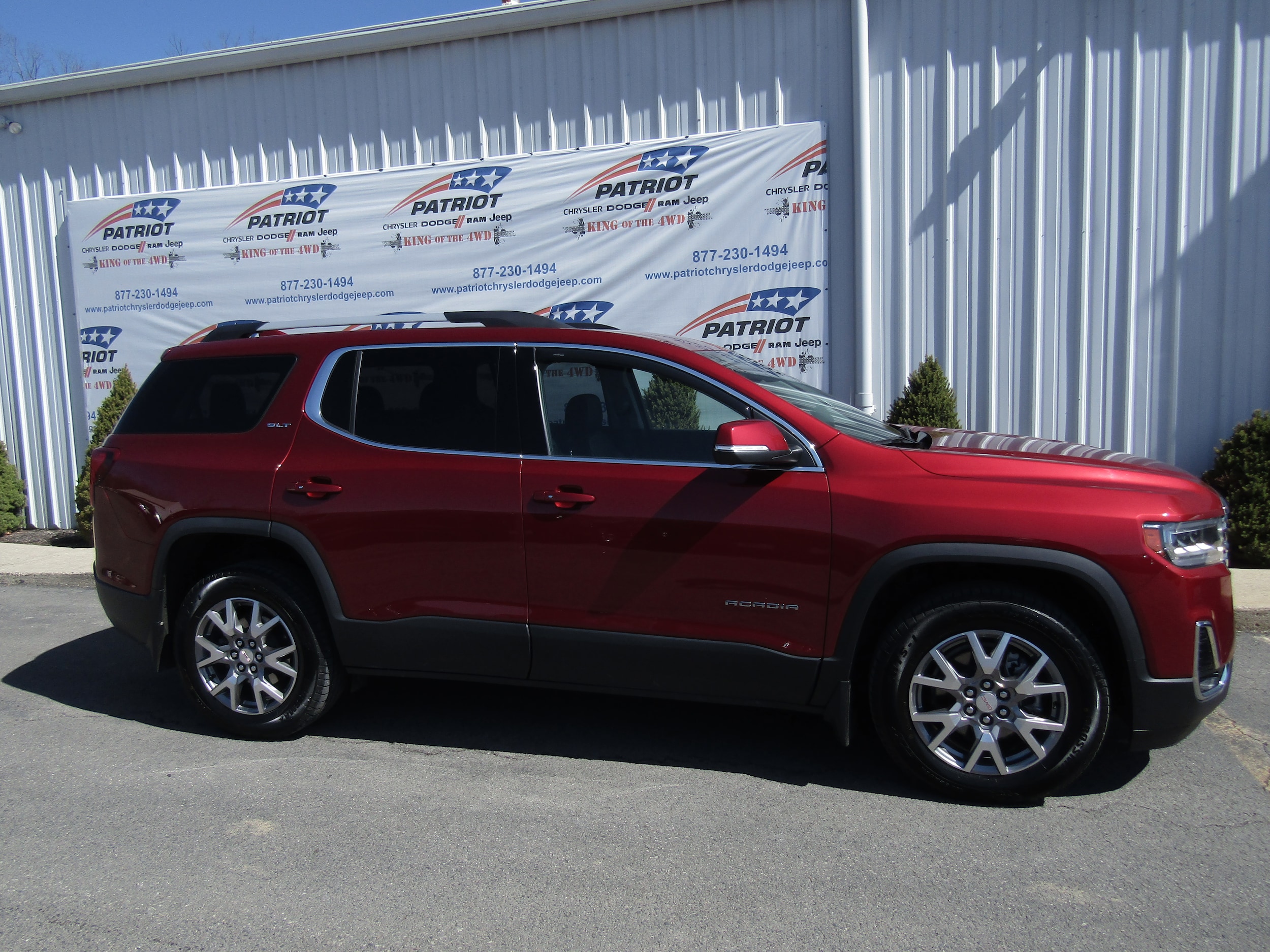 Certified 2022 GMC Acadia SLT with VIN 1GKKNULS9NZ108882 for sale in Oakland, MD