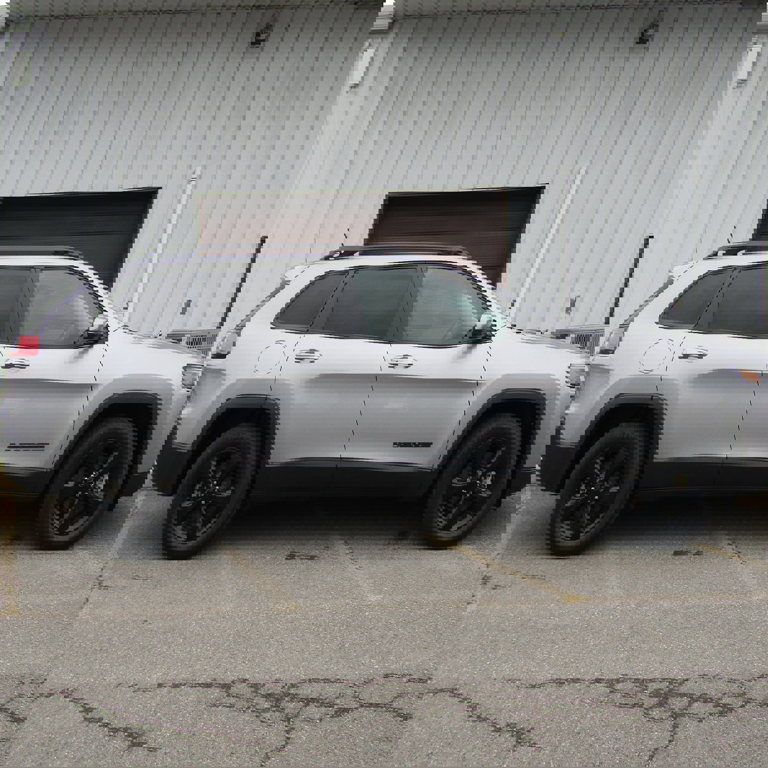 2020 Jeep Cherokee Altitude photo 3