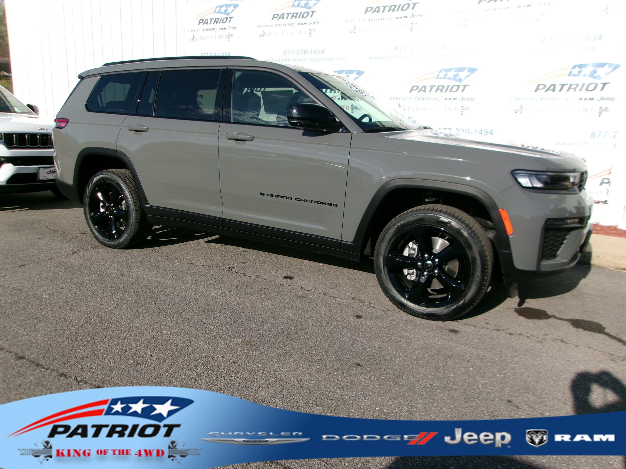 2027 Jeep Grand Cherokee L