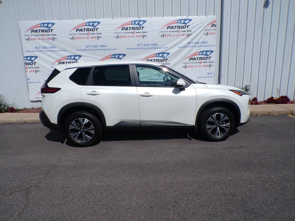 Certified 2022 Nissan Rogue SV AWD SV