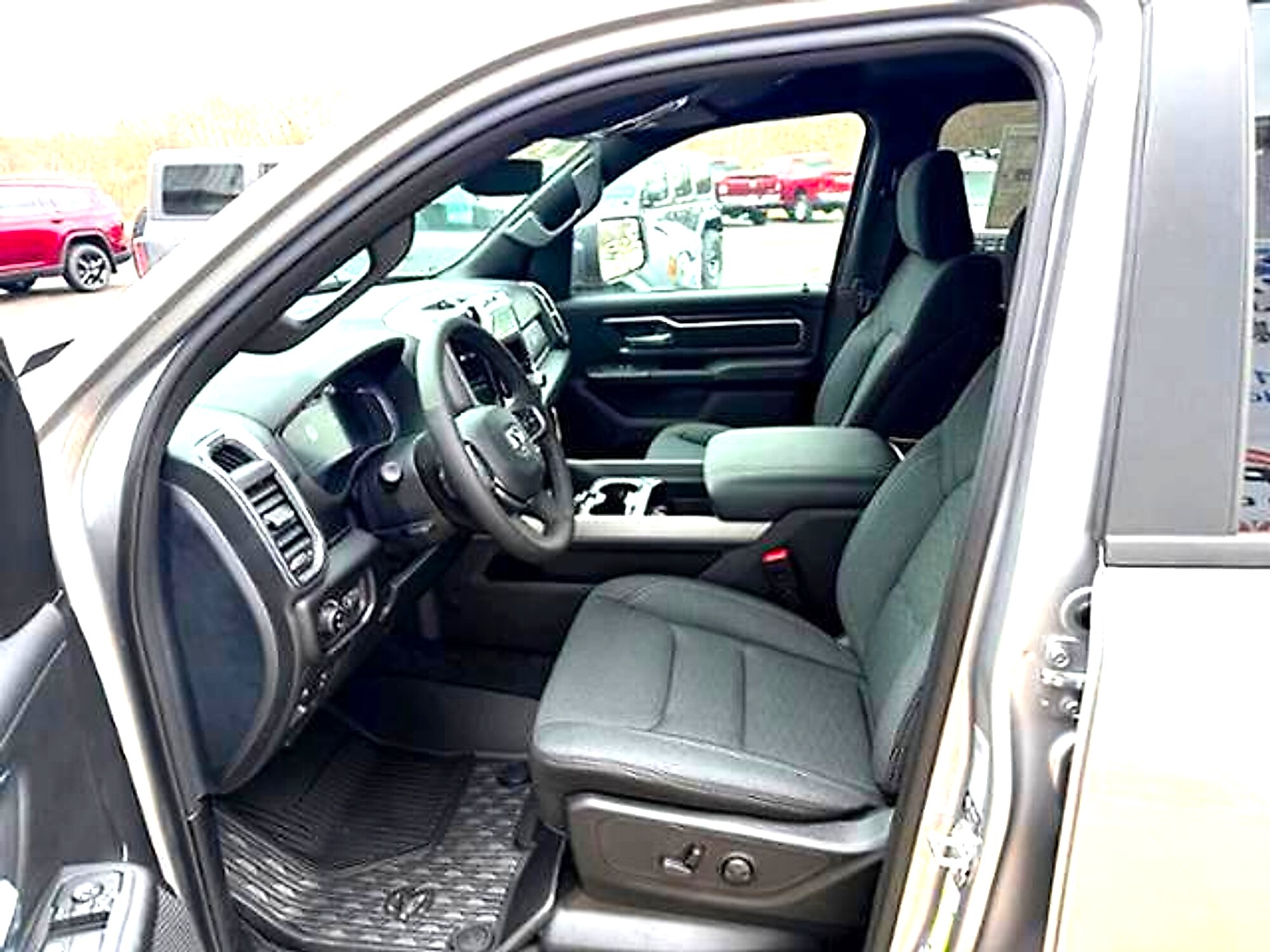 2026 RAM 1500 Big Horn/Lone Star - Photo 4