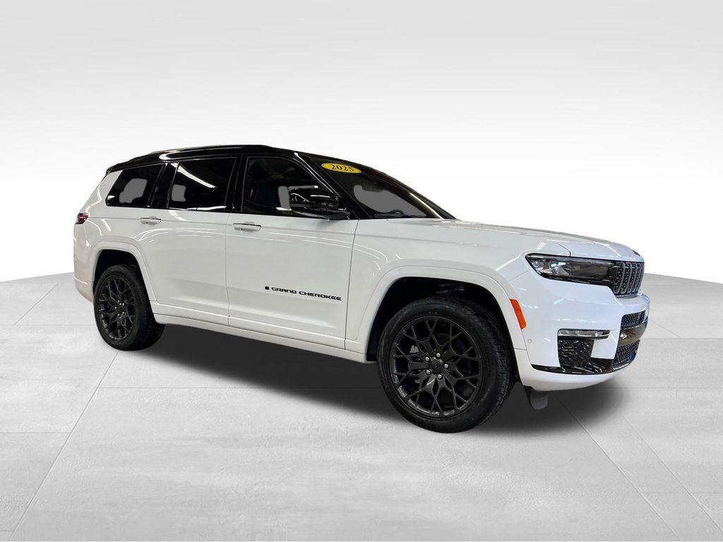 2025 Jeep Grand Cherokee L Summit Reserve's photo