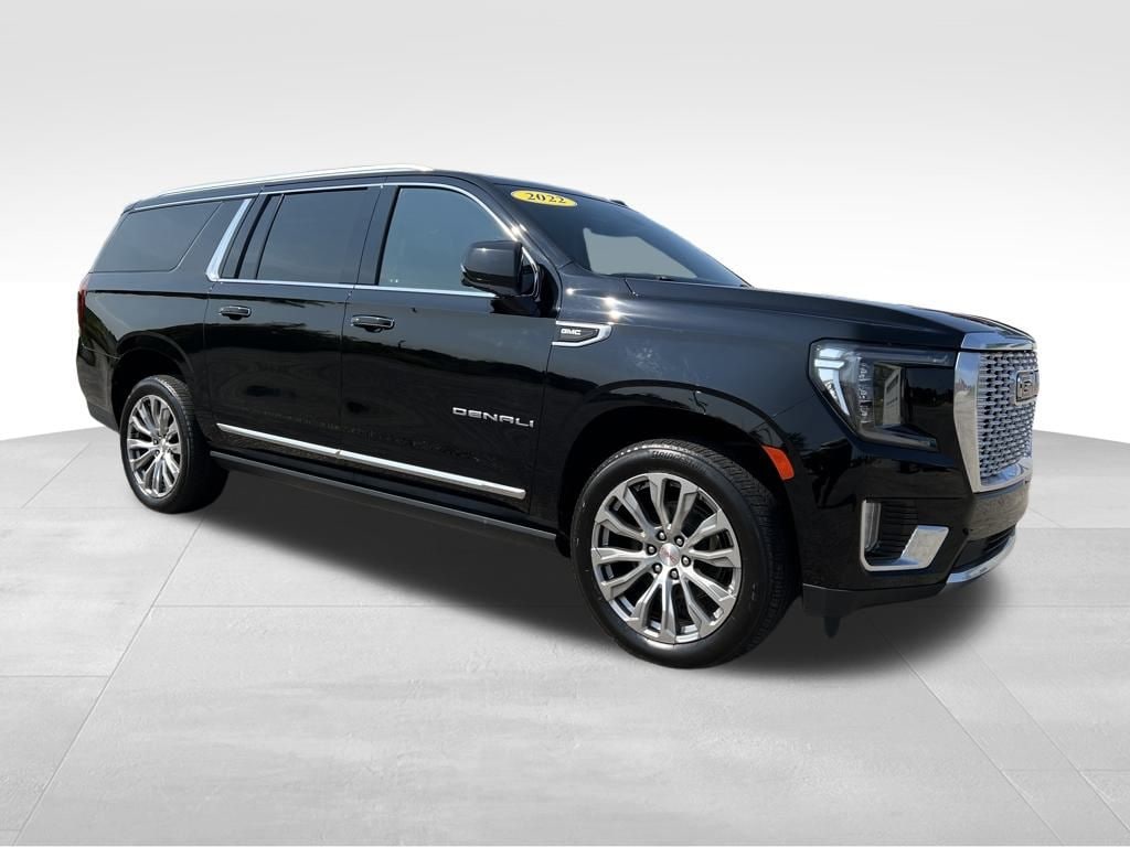 Used 2022 GMC Yukon XL Denali SUV