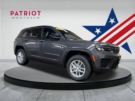 2025 Jeep Grand Cherokee LAREDO X 4X4 Sport Utility