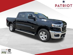 2025 Ram 1500 BIG HORN CREW CAB 4X4 5'7 BOX Pickup