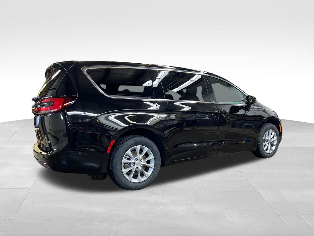 New 2025 Chrysler Pacifica SELECT AWD Passenger Van