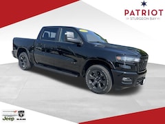 2025 Ram 1500 BIG HORN CREW CAB 4X4 5'7 BOX Pickup