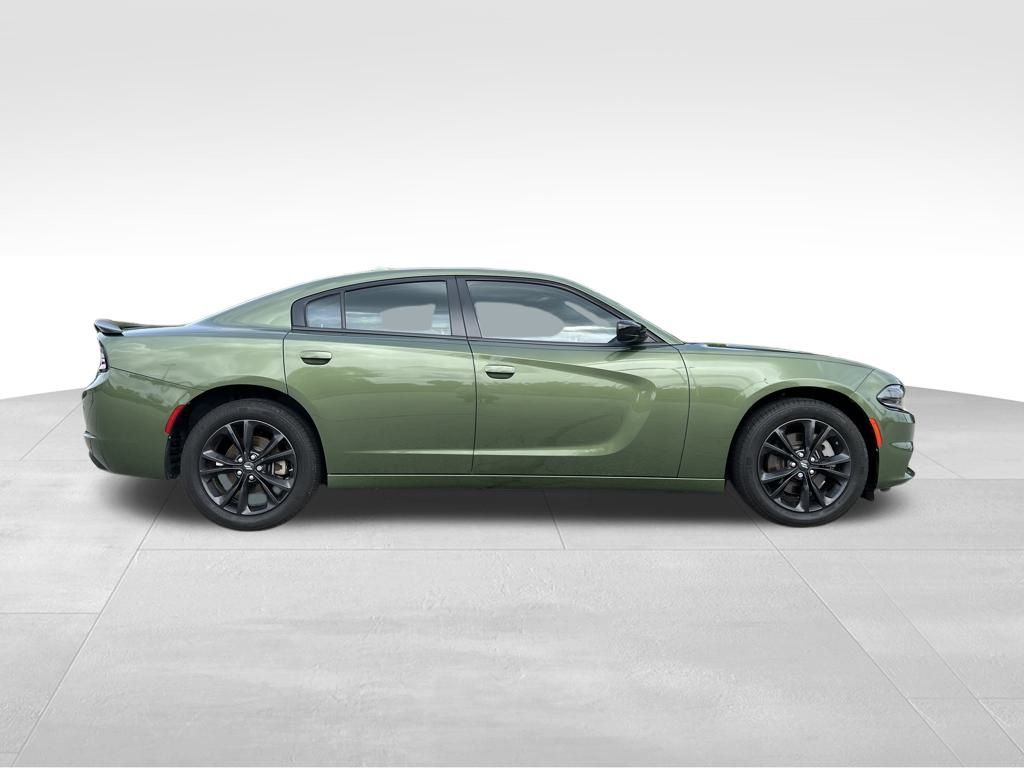 2022 Dodge Charger SXT photo 2